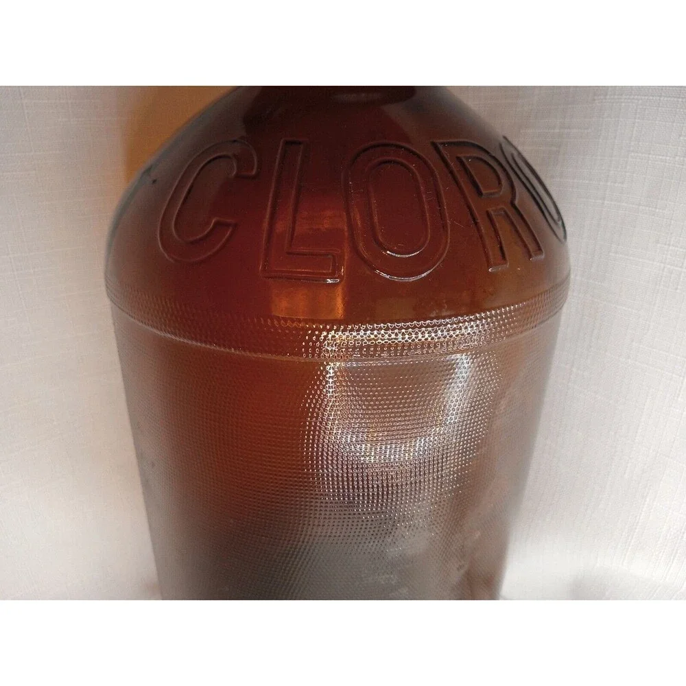 Vintage Clorox 1/2 Gallon Brown Glass Bottle Embossed One Finger W/ Original Lid